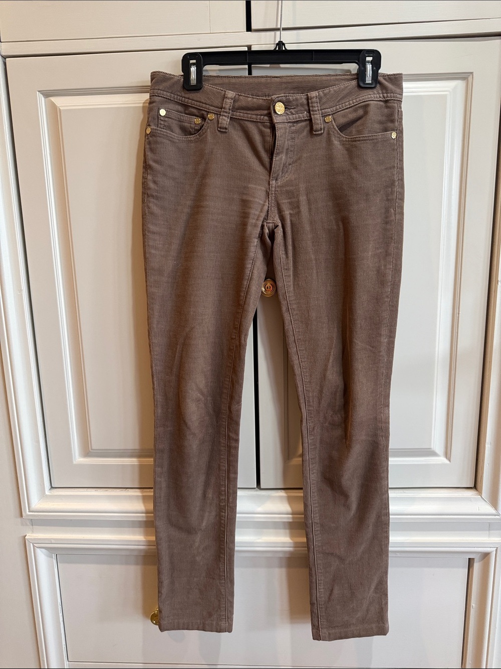 TB Women’s Slim Straight Jeans in Brown